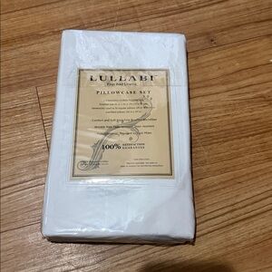 Lullabi White Pillowcase Set